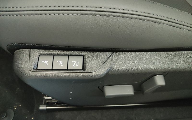 JUNIOR 1.2 136CV HYBRID EDCT6 SPECIALE